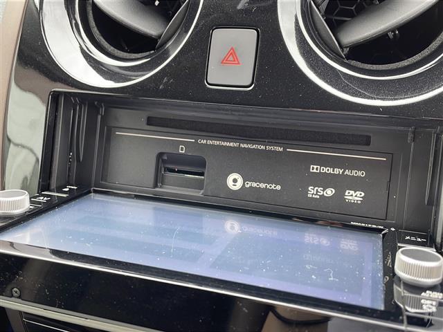 ノート ｅ－パワー　メダリスト　純正メモリナビ　ＤＴＶ　ＤＶＤ　Ｂｌｕｅｔｏｏｔｈ　衝突軽減　レーンキープアシスト　先行車発進検知　全周囲カメラ　コーナーセンサー　プッシュスタート　ＥＴＣ　ドライブレコーダー　ハーフレザー（11枚目）