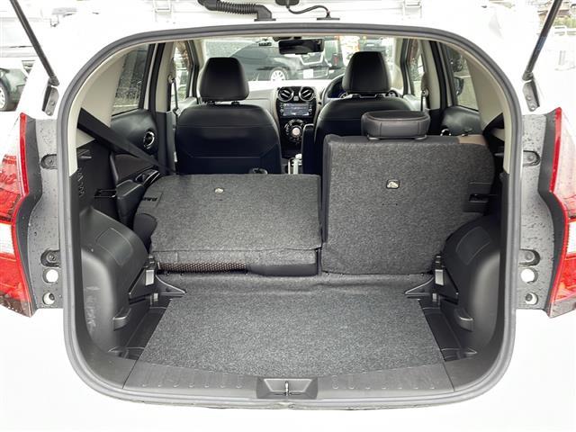 ノート ｅ－パワー　メダリスト　純正メモリナビ　ＤＴＶ　ＤＶＤ　Ｂｌｕｅｔｏｏｔｈ　衝突軽減　レーンキープアシスト　先行車発進検知　全周囲カメラ　コーナーセンサー　プッシュスタート　ＥＴＣ　ドライブレコーダー　ハーフレザー（23枚目）