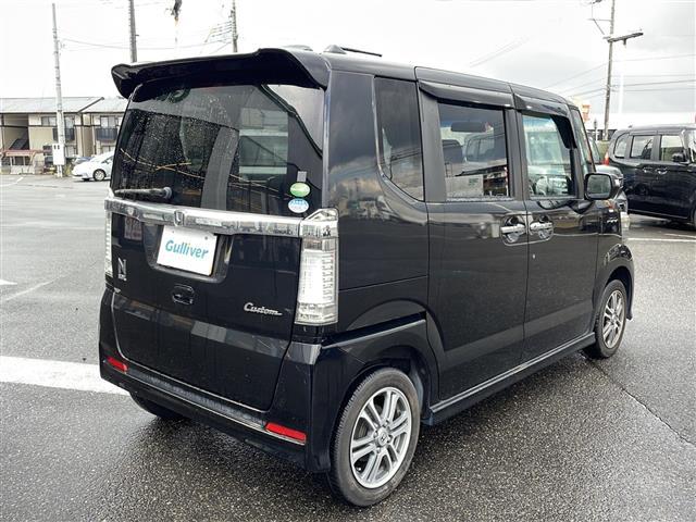 Ｎ－ＢＯＸカスタム Ｇ・Ａパッケージ　４ＷＤ　社外ナビ：ＶＸＭ－１４５ＶＳｉ（ＢＴ／ＤＴＶ／ＦＭ／ＡＭ／ワンセグ）　バックカメラ　オートライト　アイドリングストップ　ウィンカーミラー　片側パワースライドドア　プッシュスタート　ＥＴＣ（32枚目）
