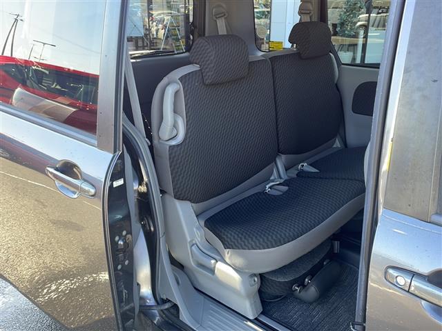 シエンタ Xリミテッド ワンオーナー 純正HDDナビ:NHDT-W58 冬タイヤ積載 ドアバイザー 保証書(23枚目)