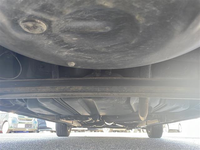 シエンタ Xリミテッド ワンオーナー 純正HDDナビ:NHDT-W58 冬タイヤ積載 ドアバイザー 保証書(41枚目)