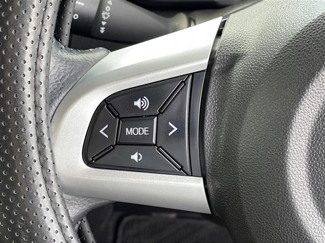 ルーミー カスタムG 純正9インチナビ(Bluetooth/AM/FM/CD/DVD) フルセグTV レーダークルーズコントロール 両側パワースライドドア 衝突軽減システム バックカメラ LEDヘッドライト(7枚目)