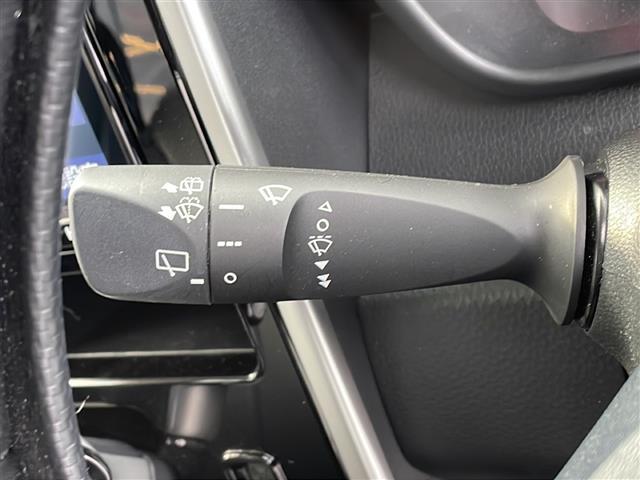 ルーミー カスタムG 純正9インチナビ(Bluetooth/AM/FM/CD/DVD) フルセグTV レーダークルーズコントロール 両側パワースライドドア 衝突軽減システム バックカメラ LEDヘッドライト(9枚目)