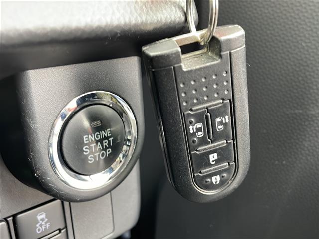 ルーミー カスタムG 純正9インチナビ(Bluetooth/AM/FM/CD/DVD) フルセグTV レーダークルーズコントロール 両側パワースライドドア 衝突軽減システム バックカメラ LEDヘッドライト(18枚目)