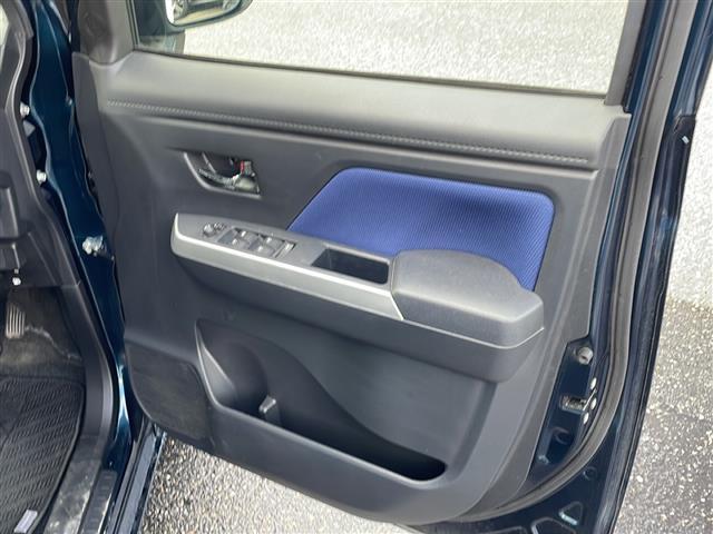 ルーミー カスタムG 純正9インチナビ(Bluetooth/AM/FM/CD/DVD) フルセグTV レーダークルーズコントロール 両側パワースライドドア 衝突軽減システム バックカメラ LEDヘッドライト(20枚目)