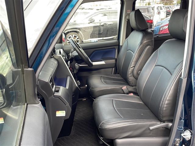 ルーミー カスタムG 純正9インチナビ(Bluetooth/AM/FM/CD/DVD) フルセグTV レーダークルーズコントロール 両側パワースライドドア 衝突軽減システム バックカメラ LEDヘッドライト(26枚目)