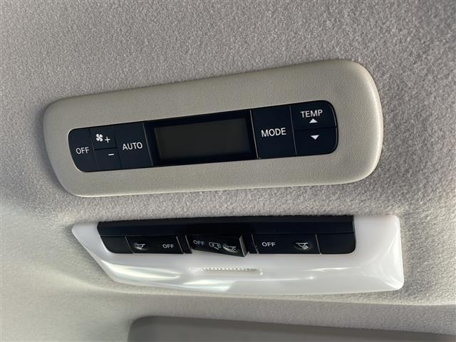 セレナ ハイウェイスター Vセレクション 純正9インチナビ(Bluetooth/AM/FM/CD/DVD) 純正フリップダウンモニター 両側パワースライドドア アラウンドビューモニター 衝突被害軽減システム バックカメラ クルーズコントロール(14枚目)