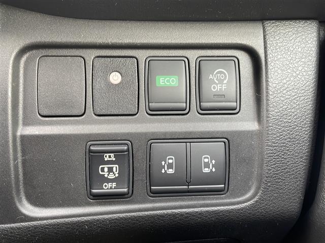 セレナ ハイウェイスター プロパイロットエディション 4WD メーカー純正ナビ フルセグTV・Bluetooth接続・CD/DVD再生 プロパイロット クルーズコントロール 後席モニター 両側電動ドア 冬タイヤ4本積載 コーナーセンサー(8枚目)