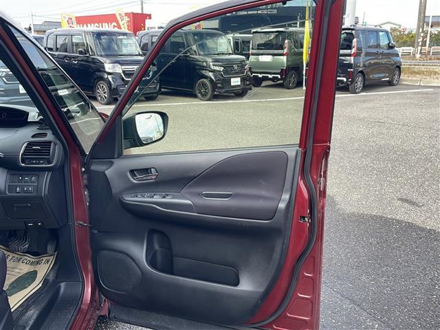 セレナ ハイウェイスター プロパイロットエディション 4WD メーカー純正ナビ フルセグTV・Bluetooth接続・CD/DVD再生 プロパイロット クルーズコントロール 後席モニター 両側電動ドア 冬タイヤ4本積載 コーナーセンサー(21枚目)