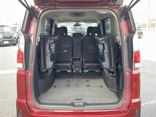 セレナ ハイウェイスター プロパイロットエディション 4WD メーカー純正ナビ フルセグTV・Bluetooth接続・CD/DVD再生 プロパイロット クルーズコントロール 後席モニター 両側電動ドア 冬タイヤ4本積載 コーナーセンサー(25枚目)