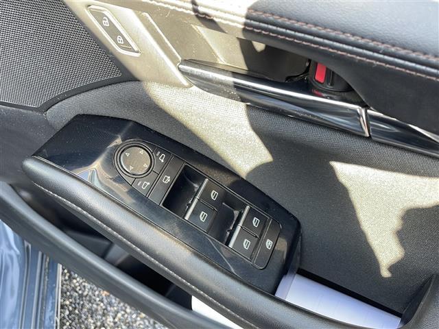 MAZDA3ファストバック 15Sツーリング 純正メモリナビ(Bluetooth/AM/FM/CD/DVD) フルセグTV クルーズコントロール バックカメラ 衝突軽減システム ブラインドスポットアシスト 純正AW付サマータイヤ(19枚目)