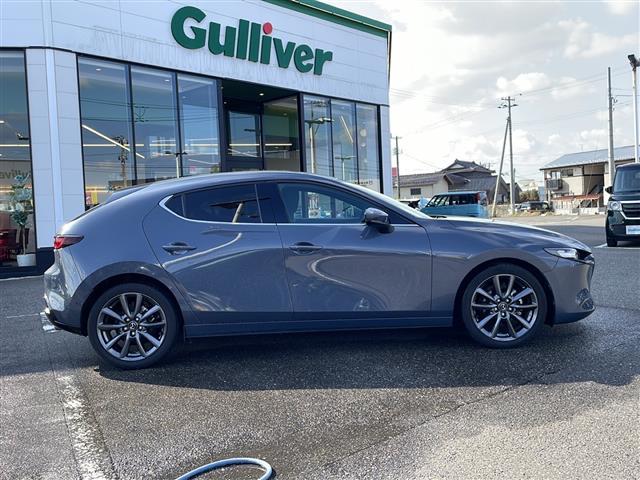 MAZDA3ファストバック 15Sツーリング 純正メモリナビ(Bluetooth/AM/FM/CD/DVD) フルセグTV クルーズコントロール バックカメラ 衝突軽減システム ブラインドスポットアシスト 純正AW付サマータイヤ(32枚目)