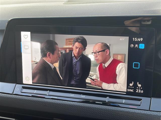 ゴルフGTI ベースグレード 純正メモリナビ(AppConnect/フルセグTV) デジタルコックピット レーダークルーズコントロール ヘッドアップディスプレイ バックカメラ シートヒーター ステアリングヒーター(12枚目)