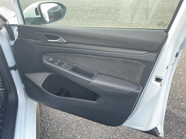 ゴルフGTI ベースグレード 純正メモリナビ(AppConnect/フルセグTV) デジタルコックピット レーダークルーズコントロール ヘッドアップディスプレイ バックカメラ シートヒーター ステアリングヒーター(21枚目)