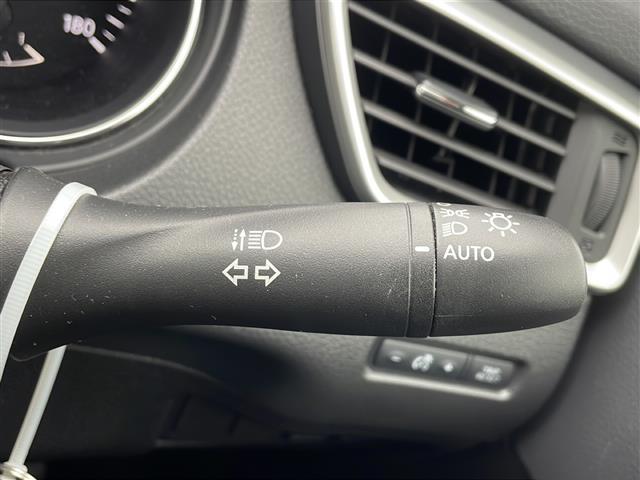 エクストレイル ２０Ｘ　ＨＶエクストリーマＸエマジェンシーブレーキＰ　４ＷＤ　純正ナビ（ＢＴ／ＤＴＶ／ＦＭ／ＡＭ／フルセグ）　前後ドライブレコーダー　前席シートヒーター　ステアリングスイッチ　夏冬タイヤ　ビルトインＥＴＣ　電動格納ミラー　ウィンカーミラー（9枚目）