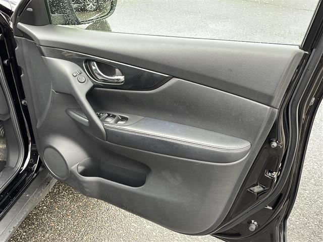 エクストレイル ２０Ｘ　ＨＶエクストリーマＸエマジェンシーブレーキＰ　４ＷＤ　純正ナビ（ＢＴ／ＤＴＶ／ＦＭ／ＡＭ／フルセグ）　前後ドライブレコーダー　前席シートヒーター　ステアリングスイッチ　夏冬タイヤ　ビルトインＥＴＣ　電動格納ミラー　ウィンカーミラー（19枚目）