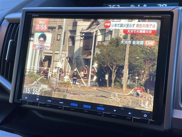 ステップワゴンスパーダ Ｚ　クールスピリット　４ＷＤ　ナビ；ＶＸＭ－１３５ＶＦＮｉ（ＤＴＶ／フルセグ）　バックカメラ　ビルトインＥＴＣ　オートライト　両側電動ドア　アイドリングストップ　スペアキー１本　パドルシフト　ステアリングスイッチ（12枚目）