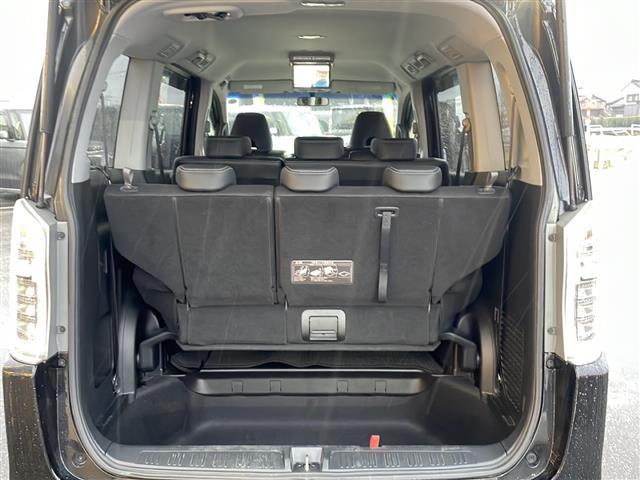 ステップワゴンスパーダ Ｚ　クールスピリット　４ＷＤ　ナビ；ＶＸＭ－１３５ＶＦＮｉ（ＤＴＶ／フルセグ）　バックカメラ　ビルトインＥＴＣ　オートライト　両側電動ドア　アイドリングストップ　スペアキー１本　パドルシフト　ステアリングスイッチ（26枚目）