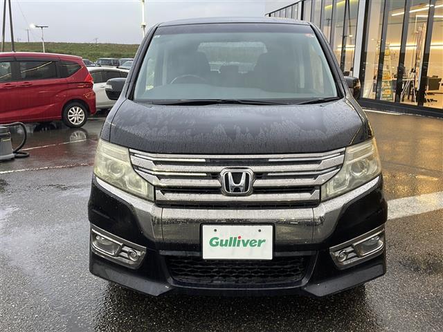 ステップワゴンスパーダ Ｚ　クールスピリット　４ＷＤ　ナビ；ＶＸＭ－１３５ＶＦＮｉ（ＤＴＶ／フルセグ）　バックカメラ　ビルトインＥＴＣ　オートライト　両側電動ドア　アイドリングストップ　スペアキー１本　パドルシフト　ステアリングスイッチ（29枚目）