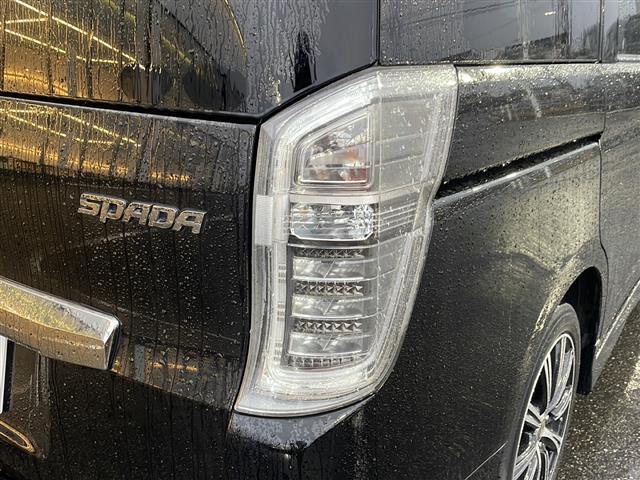 ステップワゴンスパーダ Ｚ　クールスピリット　４ＷＤ　ナビ；ＶＸＭ－１３５ＶＦＮｉ（ＤＴＶ／フルセグ）　バックカメラ　ビルトインＥＴＣ　オートライト　両側電動ドア　アイドリングストップ　スペアキー１本　パドルシフト　ステアリングスイッチ（38枚目）