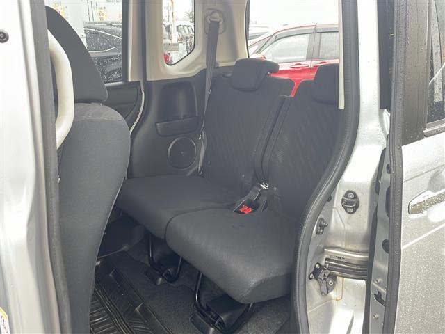 Ｎ－ＢＯＸカスタム ２トーンカラースタイル　Ｇ　ＳＳパッケージ　ナビ：ＶＸＭ－１５５ＶＸｉ（ＢＴ／ＤＴＶ／ＦＭ／ＡＭ／ワンセグ）　バックカメラ　両側電動ドア　スペアキー１本　ＥＴＣ　純正１４インチＡＷ　純正フロアマット　ウィンカーミラー　フォグランプ（22枚目）