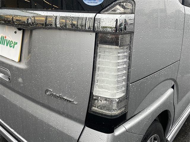 Ｎ－ＢＯＸカスタム ２トーンカラースタイル　Ｇ　ＳＳパッケージ　ナビ：ＶＸＭ－１５５ＶＸｉ（ＢＴ／ＤＴＶ／ＦＭ／ＡＭ／ワンセグ）　バックカメラ　両側電動ドア　スペアキー１本　ＥＴＣ　純正１４インチＡＷ　純正フロアマット　ウィンカーミラー　フォグランプ（37枚目）