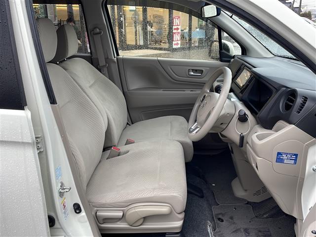 Ｎ－ＷＧＮ Ｇ・Ａパッケージ　メーカー純正ナビ　ワンセグ・ＣＤ・ＤＶＤ・Ｂｌｕｅｔｏｏｔｈ接続　バックカメラ　シティブレーキアクティブシステム　ドライブレコーダーＥＴＣ　ドアバイザー　純正フロアマット　スペアキー　プッシュスタート（22枚目）