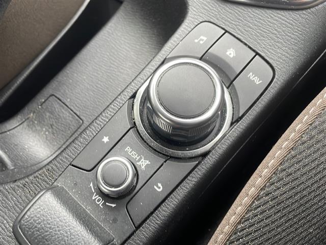 ＭＡＺＤＡ２ １５Ｓプロアクティブ　純正ナビ（Ｂｌｕｅｔｏｏｔｈ／ＣａｒＰｌａｙ／フルセグＴＶ／ＡＵＸ／ＵＳＢ／ＣＤ・ＤＶＤ再生）衝突軽減ブレーキ　シートヒーター　パーキングセンサー　ＬＥＤヘッドライト　ＥＴＣ　ヘッドアップディスプレイ（13枚目）