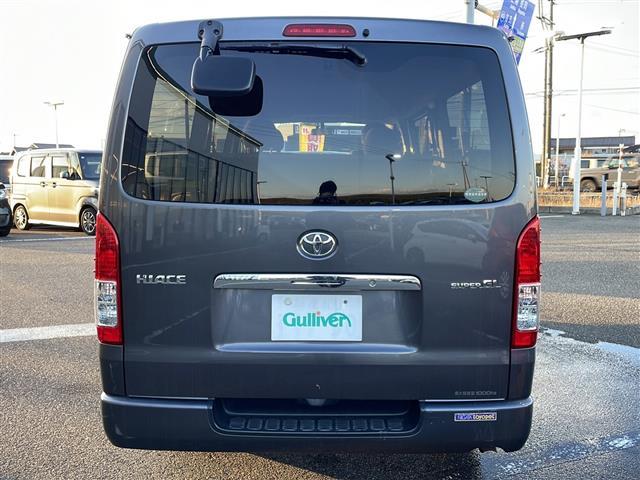 ハイエースバン スーパーGL ディーゼルターボ 4WD ワンオーナー 社外メモリナビ:CN-HE01WD バックカメラ 冬タイヤ積載 社外エンジンスターター 前後ドライブレコーダー 取扱説明書 保証書(30枚目)