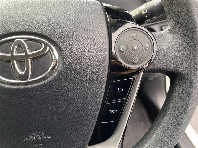 アクア Ｓスタイルブラック　純正ナビ　バックカメラ　トヨタセーフティーセンス　プリクラッシュセーフティーセンス　レーディパーチャーアラート　オートマチックハイビーム　横滑り防止システム　ステアリングスイッチ　電動格納ミラー（5枚目）