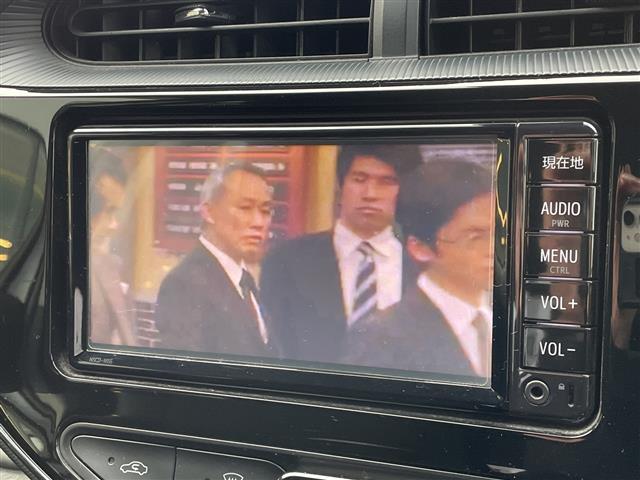 アクア Ｓスタイルブラック　純正ナビ　バックカメラ　トヨタセーフティーセンス　プリクラッシュセーフティーセンス　レーディパーチャーアラート　オートマチックハイビーム　横滑り防止システム　ステアリングスイッチ　電動格納ミラー（9枚目）