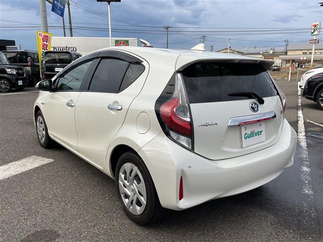 アクア Ｓスタイルブラック　純正ナビ　バックカメラ　トヨタセーフティーセンス　プリクラッシュセーフティーセンス　レーディパーチャーアラート　オートマチックハイビーム　横滑り防止システム　ステアリングスイッチ　電動格納ミラー（43枚目）