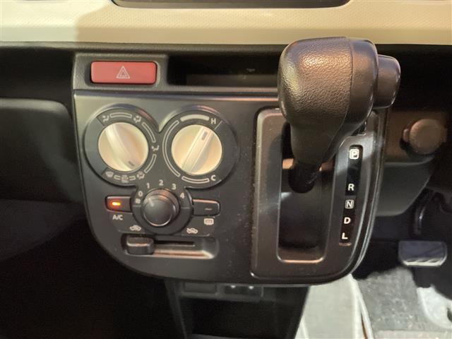 アルト Ｌ　シートヒーター　アイドリングストップ　純正フロアマット　夏用タイヤ積載　スペアキー１本　ドアバイザー（7枚目）