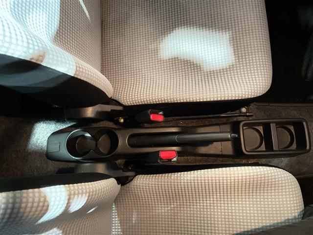 アルト Ｌ　シートヒーター　アイドリングストップ　純正フロアマット　夏用タイヤ積載　スペアキー１本　ドアバイザー（9枚目）