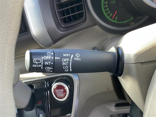 Ｎ－ＢＯＸ Ｇ・Ｌパッケージ　ナビ：ＭＤＶ－７２７ＤＴ（ＢＴ／ＦＭ／ＡＭ／フルセグ）　片側電動ドア　ＥＴＣ　フォグランプ　夏用タイヤ積載　ドアバイザー　シガーソケット　電動格納ミラー（5枚目）