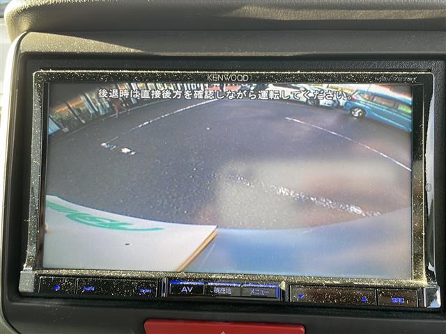 Ｎ－ＢＯＸ Ｇ・Ｌパッケージ　ナビ：ＭＤＶ－７２７ＤＴ（ＢＴ／ＦＭ／ＡＭ／フルセグ）　片側電動ドア　ＥＴＣ　フォグランプ　夏用タイヤ積載　ドアバイザー　シガーソケット　電動格納ミラー（9枚目）