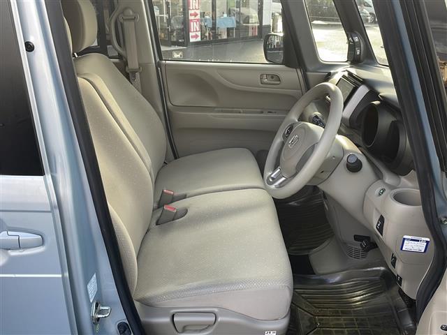 Ｎ－ＢＯＸ Ｇ・Ｌパッケージ　ナビ：ＭＤＶ－７２７ＤＴ（ＢＴ／ＦＭ／ＡＭ／フルセグ）　片側電動ドア　ＥＴＣ　フォグランプ　夏用タイヤ積載　ドアバイザー　シガーソケット　電動格納ミラー（17枚目）