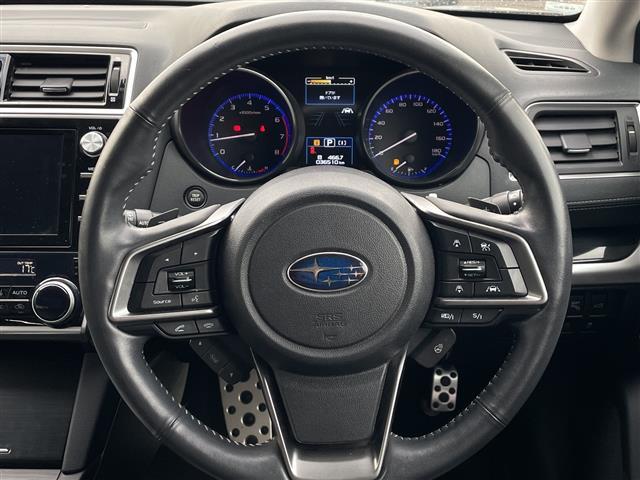 レガシィアウトバック リミテッド　純正ナビ　アイサイトＶｅｒ．３　衝突軽減ブレーキ　レーンキープアシスト　レーダークルーズコントロール　先行車発進告知　ブラインドスポットモニター　パワーバックドア　バックカメラ　ルーフレール（6枚目）