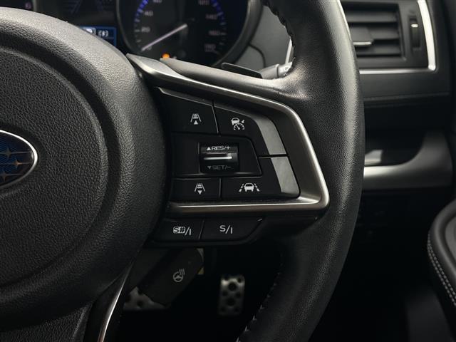 レガシィアウトバック リミテッド　純正ナビ　アイサイトＶｅｒ．３　衝突軽減ブレーキ　レーンキープアシスト　レーダークルーズコントロール　先行車発進告知　ブラインドスポットモニター　パワーバックドア　バックカメラ　ルーフレール（8枚目）