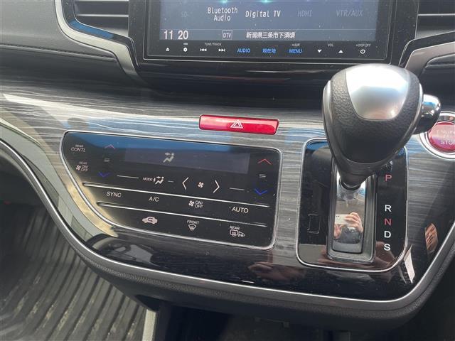 オデッセイ アブソルート・EX 純正8インチナビ フルセグTV 衝突軽減ブレーキ 両側電動スライドドア バックカメラ LEDヘッドライト ハーフレザーシート パワーシート スペアキー プッシュスタート ビルトインETC(14枚目)