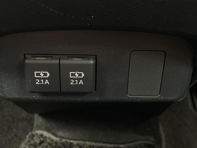 シエンタ G 純正ナビ:NSZT-W68T(BT/DTV/FM/AM/フルセグ) 両側電動ドア トヨタセーフティーセンス 全周囲カメラ ドライブレコーダー ビルトインETC アイドリングストップ 衝突軽減(12枚目)