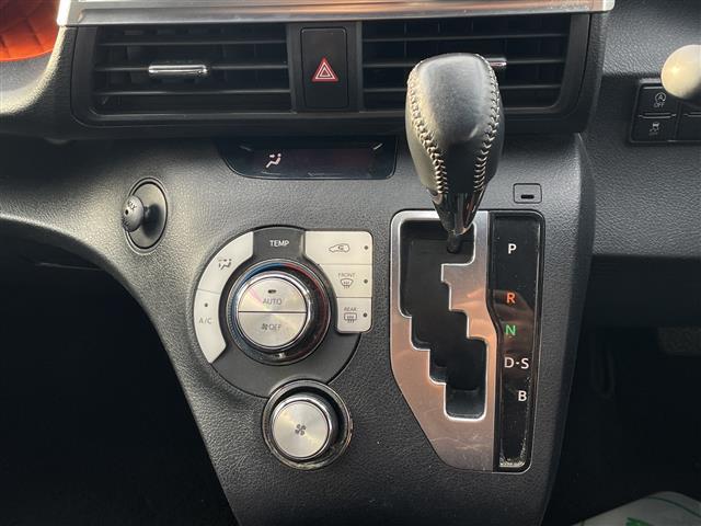 シエンタ G 純正ナビ:NSZT-W68T(BT/DTV/FM/AM/フルセグ) 両側電動ドア トヨタセーフティーセンス 全周囲カメラ ドライブレコーダー ビルトインETC アイドリングストップ 衝突軽減(13枚目)