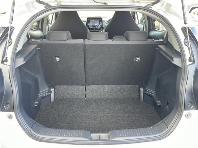 アクア Ｘ　純正ディスプレイオーディオ　トヨタセーフティセンス　レーダークルーズコントロール　レーンキープアシスト　プリクラッシュセーフティ　オートマチックハイビーム　バックカメラ　ビルトインＥＴＣ　ＬＥＤライト（24枚目）