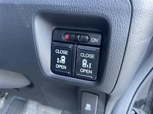 N-BOXカスタム G SSパッケージ 社外メモリナビ:NR-MZ03 バックカメラ 両側パワースライドドア 前方ドライブレコーダー ステアリングスイッチ ETC 保証書 取扱説明書(3枚目)