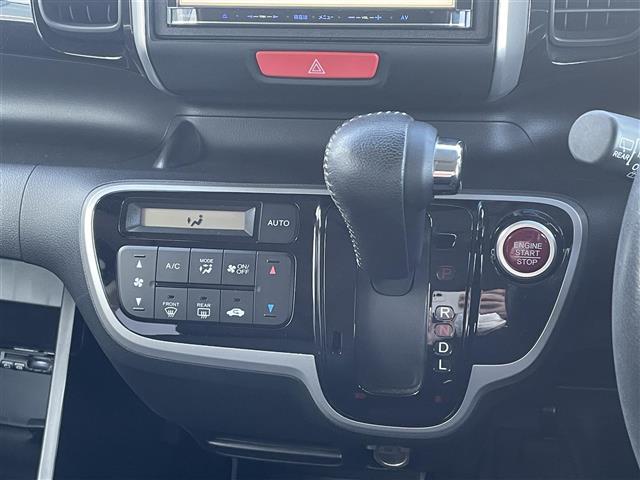 N-BOXカスタム G SSパッケージ 社外メモリナビ:NR-MZ03 バックカメラ 両側パワースライドドア 前方ドライブレコーダー ステアリングスイッチ ETC 保証書 取扱説明書(4枚目)