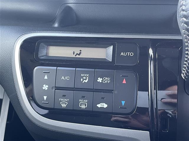 N-BOXカスタム G SSパッケージ 社外メモリナビ:NR-MZ03 バックカメラ 両側パワースライドドア 前方ドライブレコーダー ステアリングスイッチ ETC 保証書 取扱説明書(14枚目)