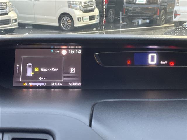 セレナ ハイウェイスターVセレクションII ワンオーナー 純正9インチナビ フルセグTV プロパイロット 全方位カメラ フリップダウンモニター 衝突軽減ブレーキ レーダークルーズコントロール レーンキープアシスト インテリジェントルームミラー(2枚目)