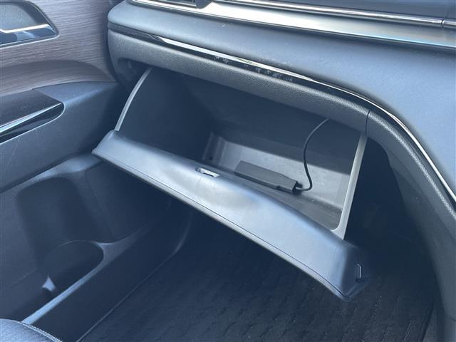 オデッセイ アブソルート　純正１０インチメモリナビ：ＶＸＵ－２１７ＤＹｉ　マルチビューカメラ　レーダークルーズコントロール　ジェスチャーコントロール・パワースライドドア　前後コーナーセンサー　ＥＴＣ２．０　パドルシフト（18枚目）