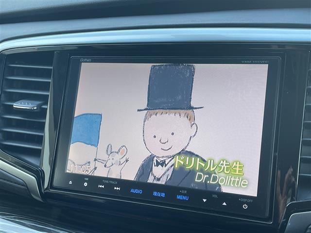 オデッセイ アブソルート・２０ｔｈアニバーサリー　純正メモリナビ：ＶＸＭ－１５５ＶＦＥｉ　バックカメラ　クルーズコントロール　両側パワースライドドア　パドルシフト　ステアリングスイッチ　ＥＴＣ　ハーフレザーシート　運転席パワーシート（9枚目）