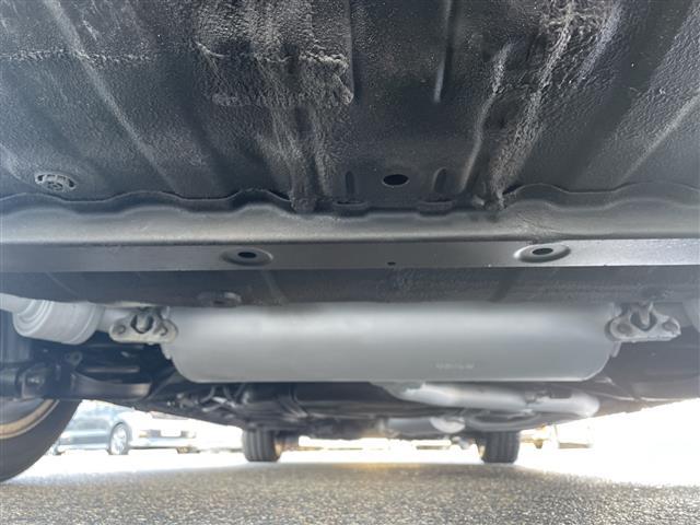 オデッセイ アブソルート・２０ｔｈアニバーサリー　純正メモリナビ：ＶＸＭ－１５５ＶＦＥｉ　バックカメラ　クルーズコントロール　両側パワースライドドア　パドルシフト　ステアリングスイッチ　ＥＴＣ　ハーフレザーシート　運転席パワーシート（39枚目）